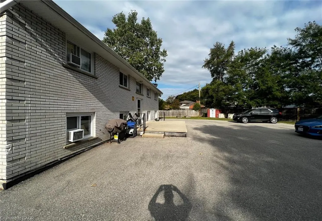 15 Johnson Place, #1