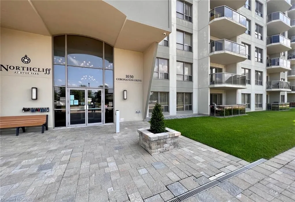 1030 Coronation Drive, #706