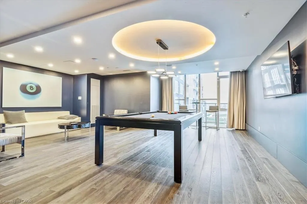 16 Concord Place, #150