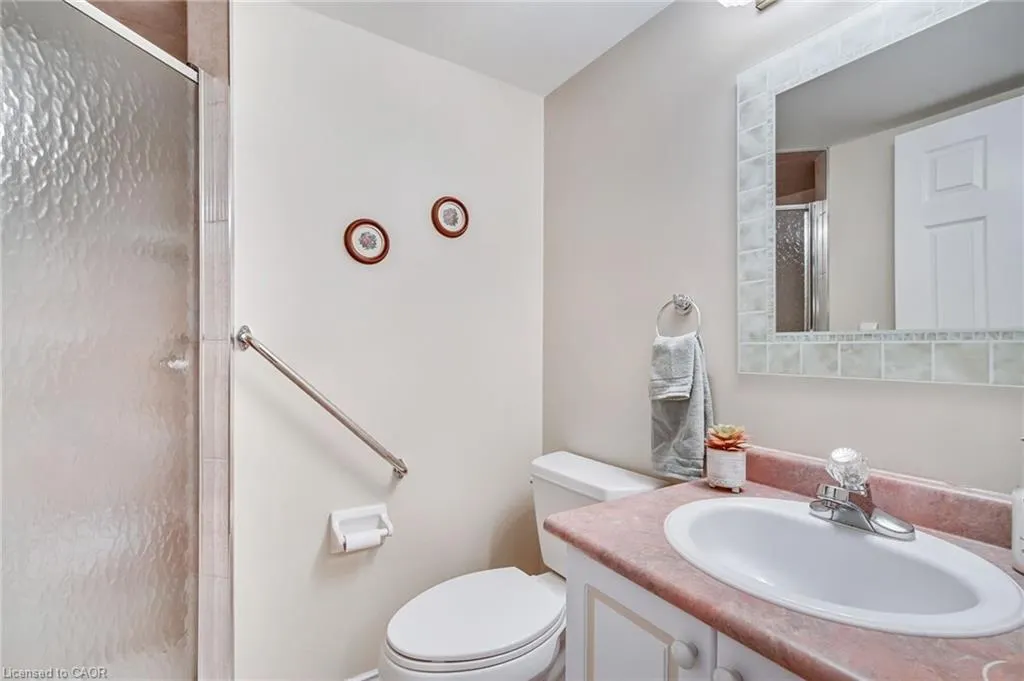 970 Golf Links Road, #205
