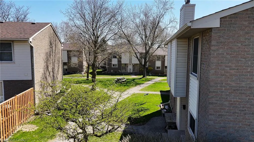 11 Grand River Boulevard, #20