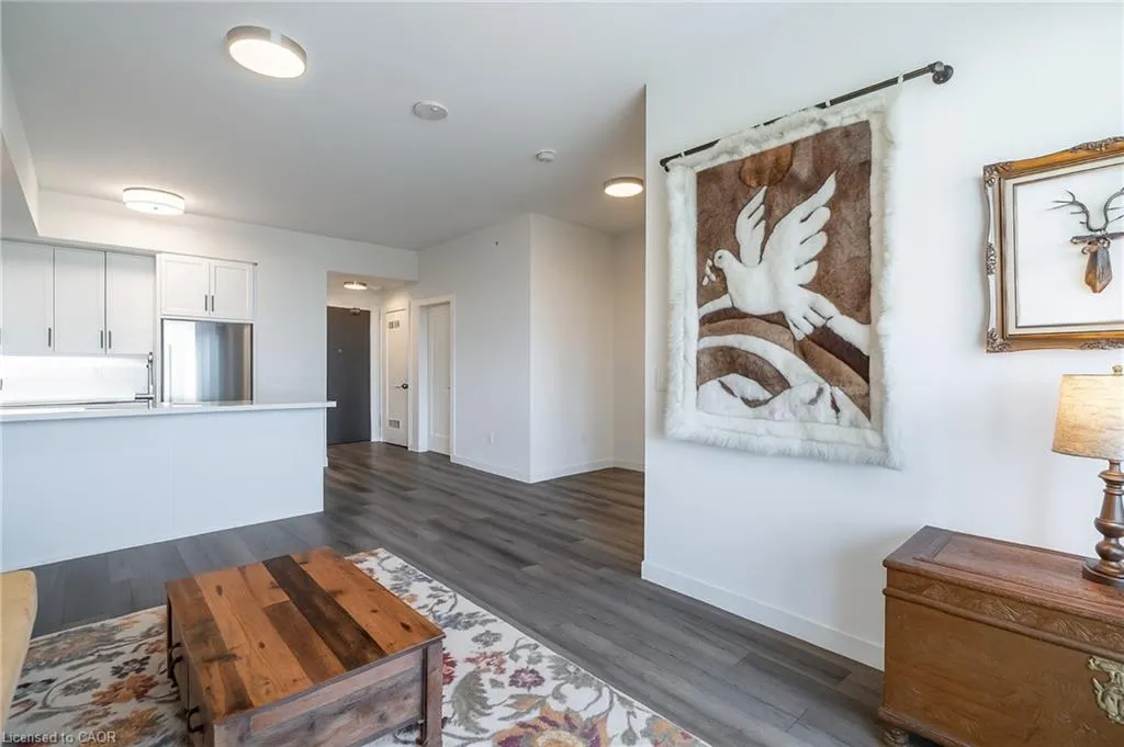 500 Brock Avenue, #604