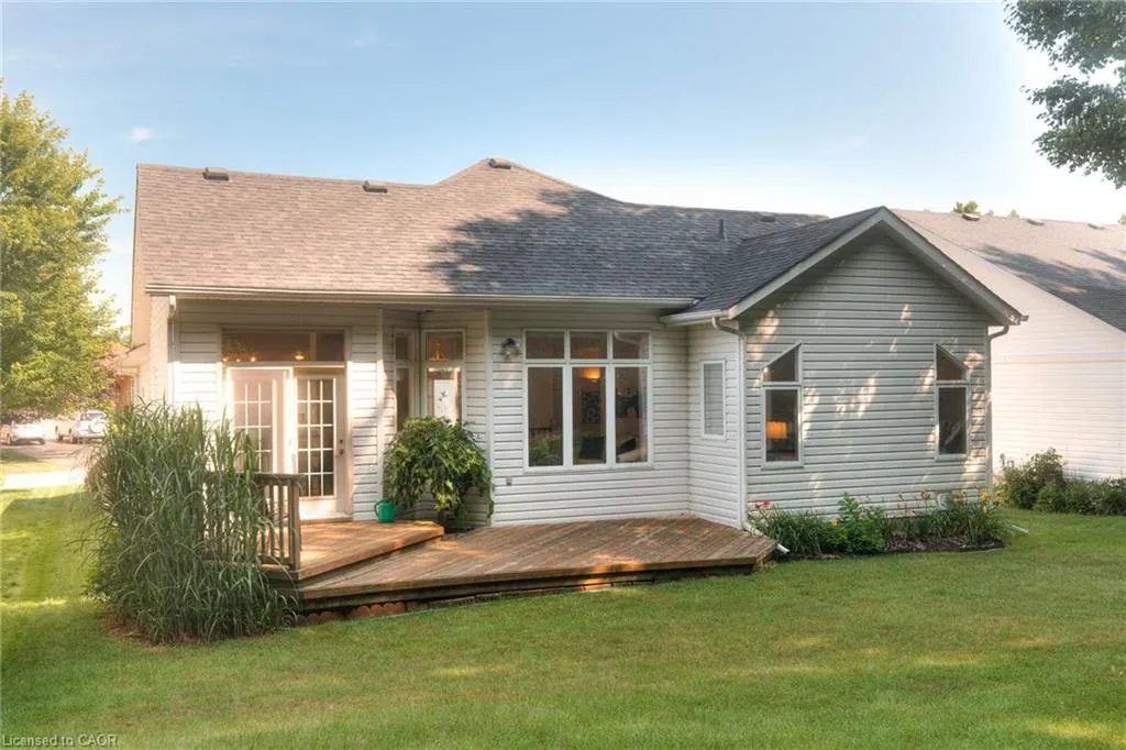 17 Woods Edge Court, #165