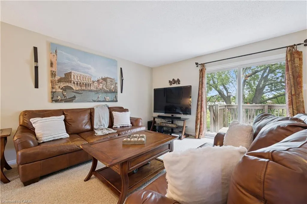 255 Camelot Court, #2