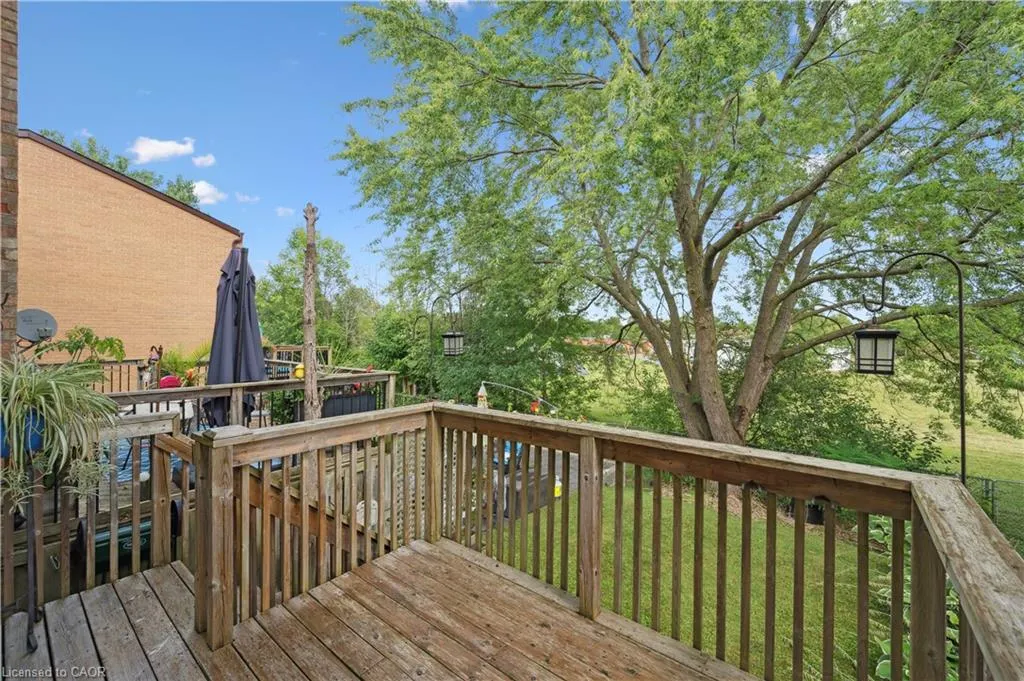 255 Camelot Court, #2