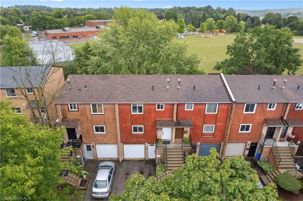 255 Camelot Court, #2