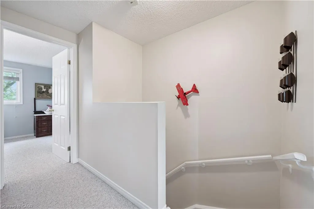 255 Camelot Court, #2