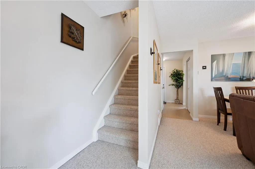255 Camelot Court, #2