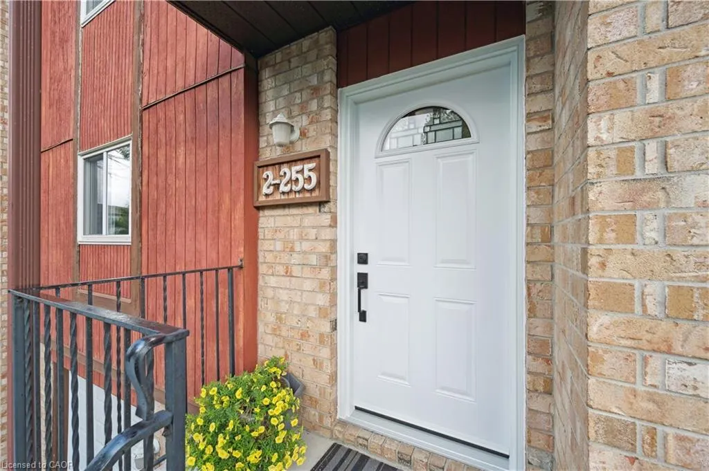 255 Camelot Court, #2