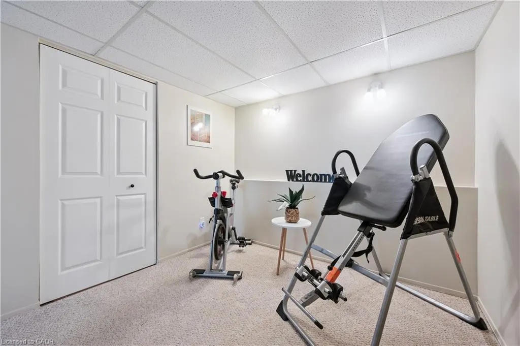 255 Camelot Court, #2