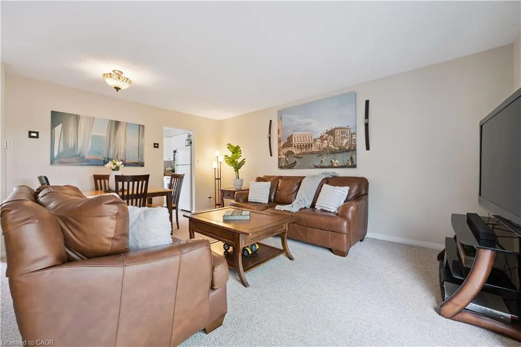 255 Camelot Court, #2