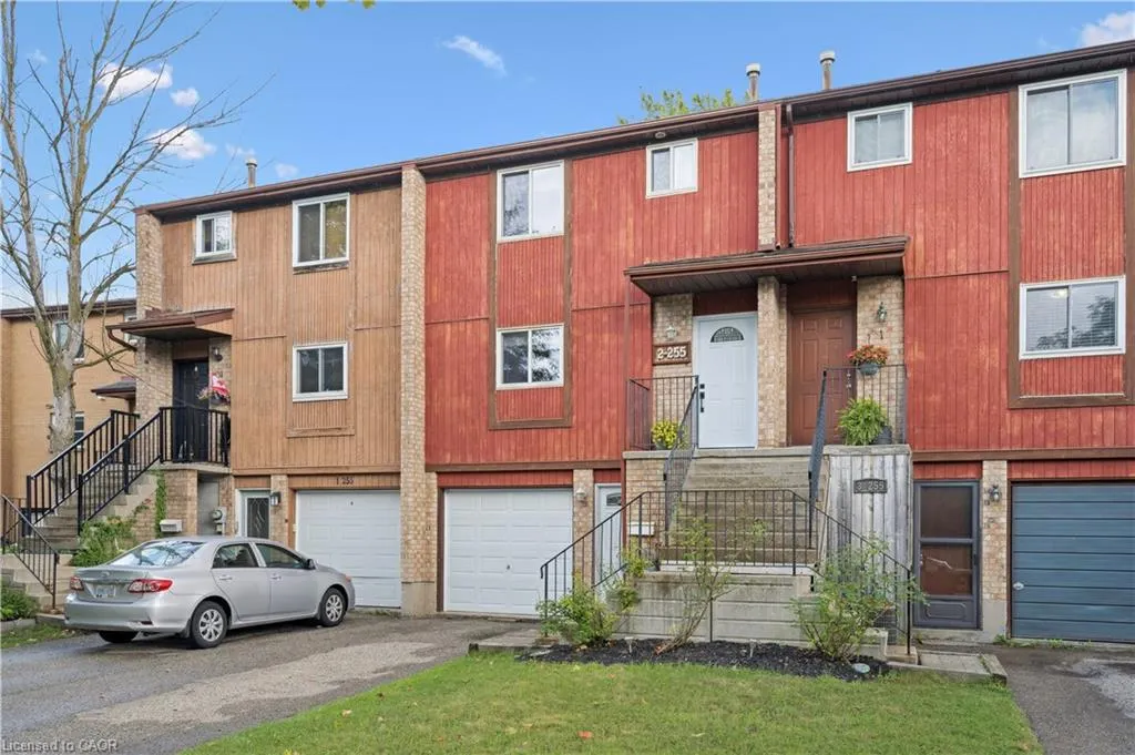 255 Camelot Court, #2