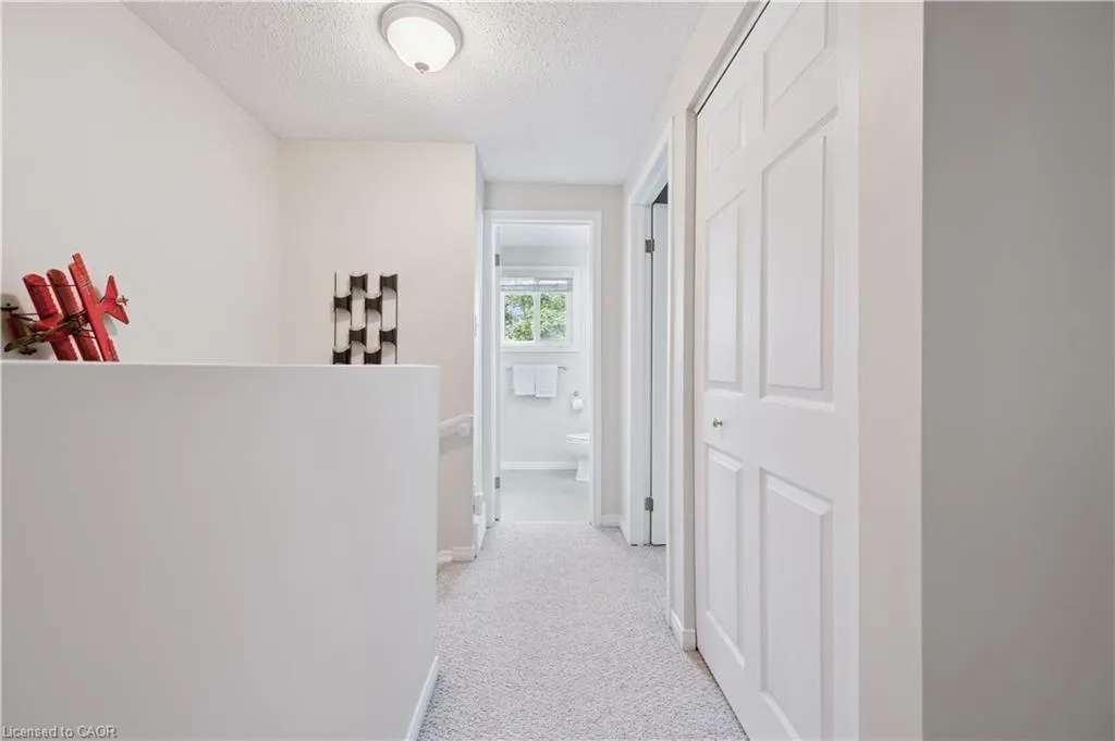 255 Camelot Court, #2