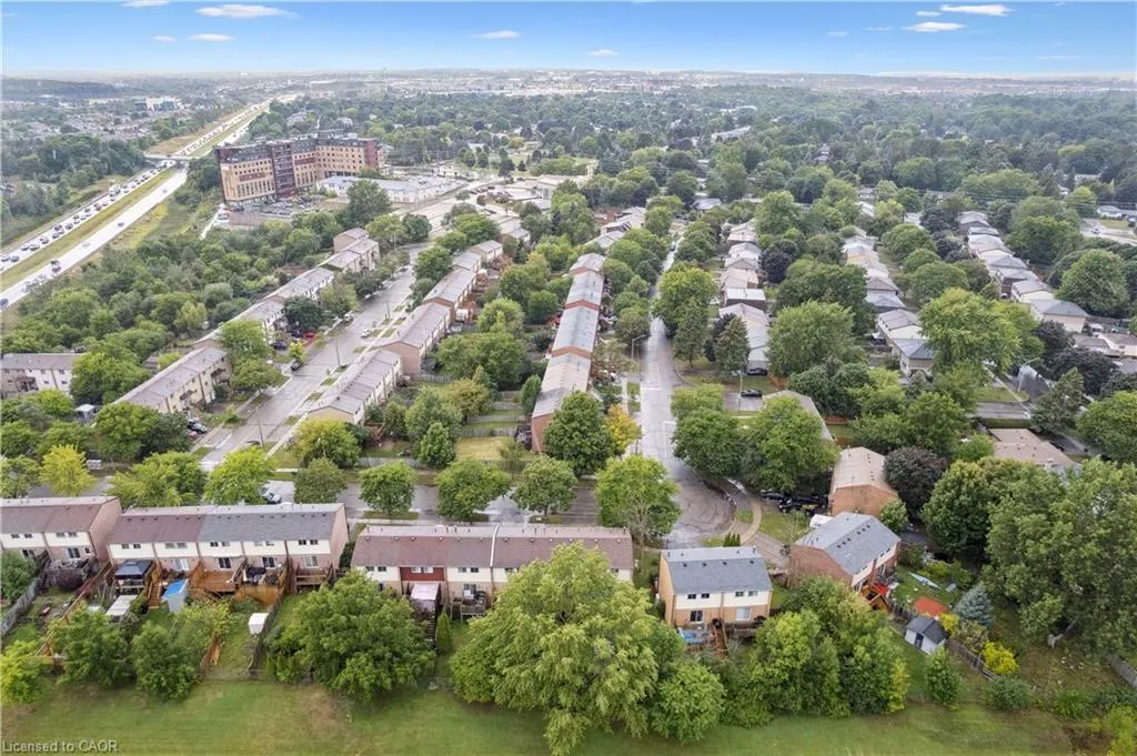 255 Camelot Court, #2