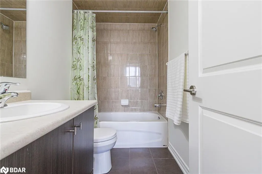 2339 Sawgrass Drive Drive, #206