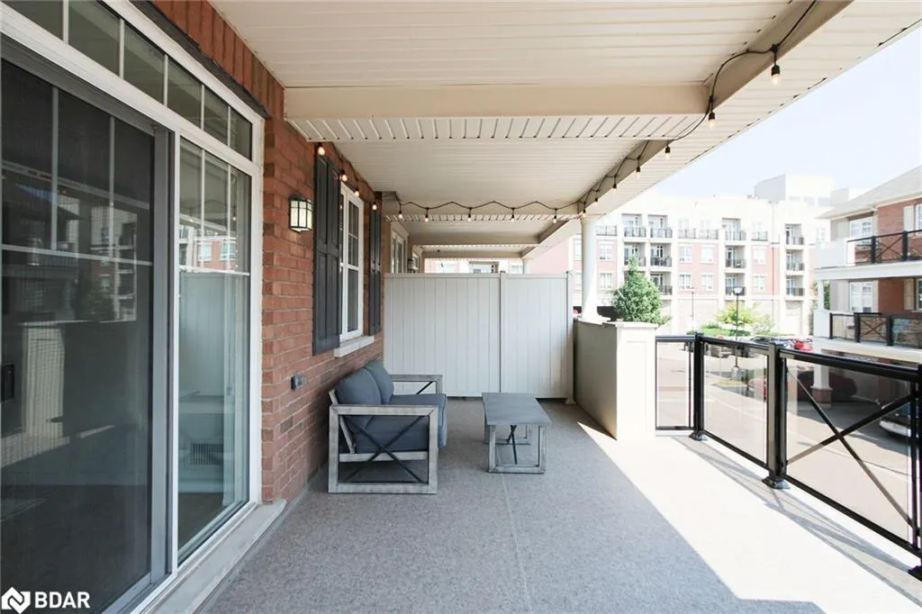 2339 Sawgrass Drive Drive, #206