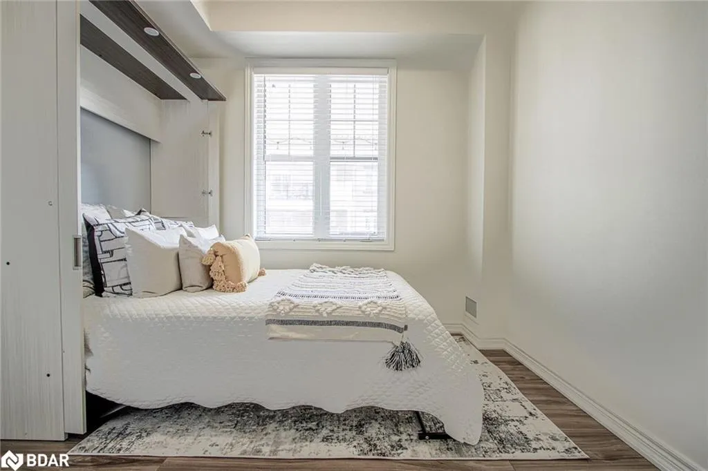 2339 Sawgrass Drive Drive, #206