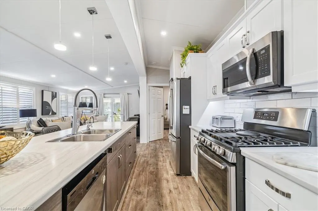 4449 Milburough Line, #7 Oak