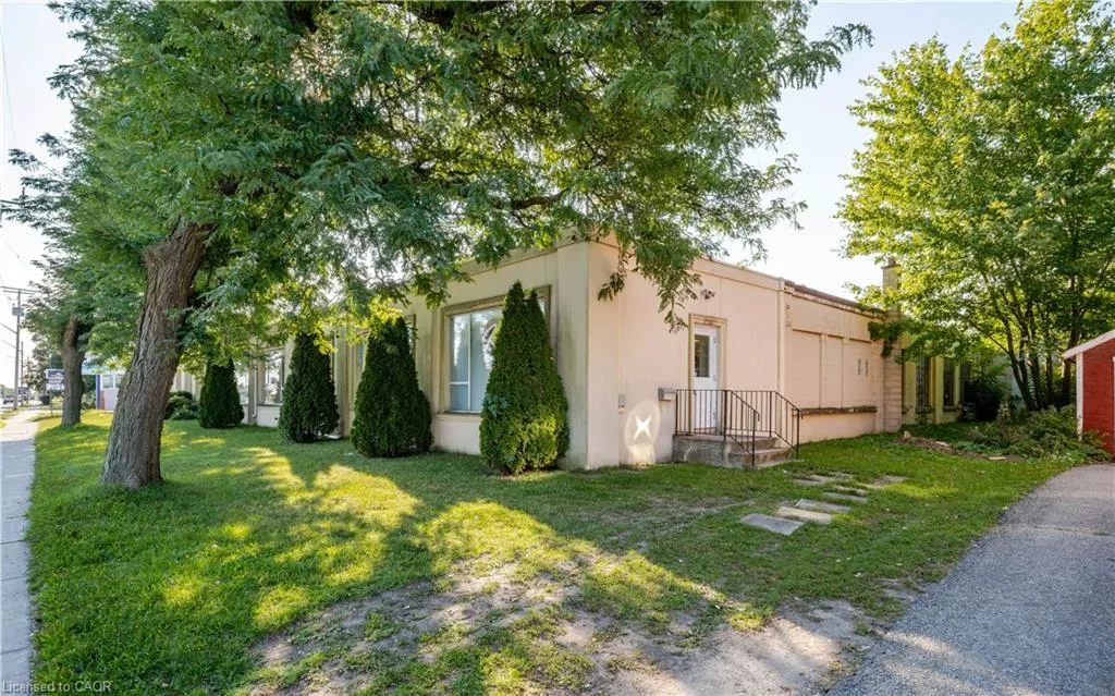 649 Ontario Street, #2