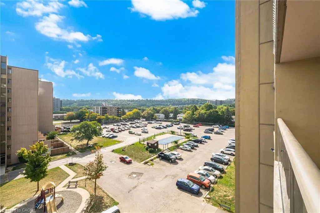 15 Nicklaus Drive, #605