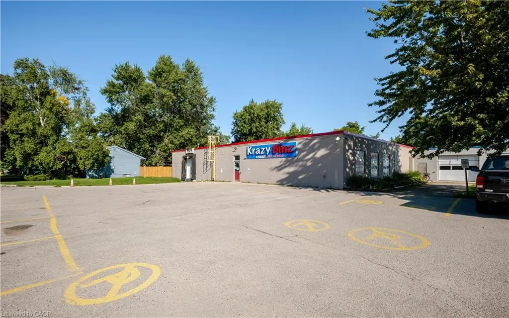 649 Ontario Street, #3