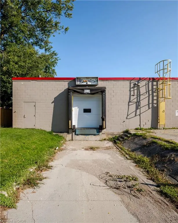 649 Ontario Street, #3