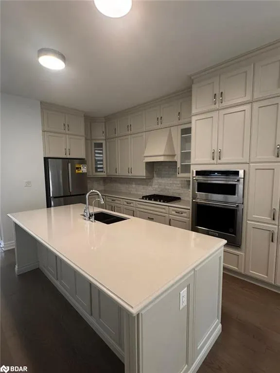 3150 Moss Gardens