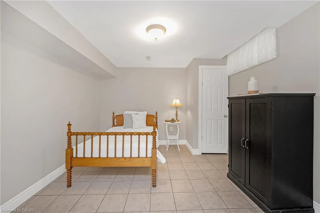 212 Stonehenge Drive, #18