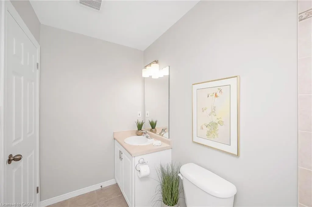 212 Stonehenge Drive, #18