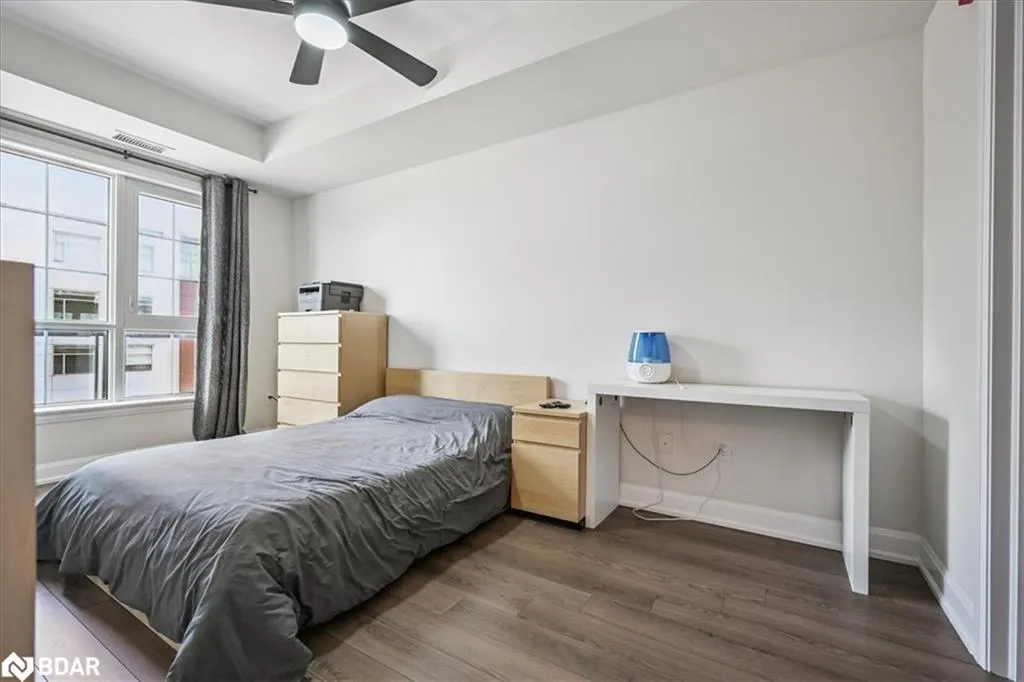 216 Oak Park Boulevard, #414