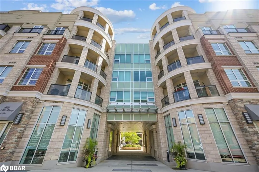216 Oak Park Boulevard, #20
