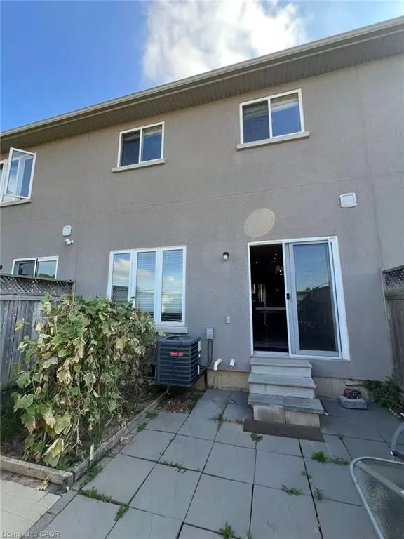 370 Stonehenge Drive, #12