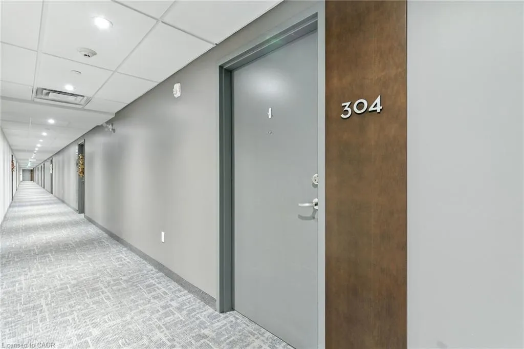 1 Redfern Avenue, #304