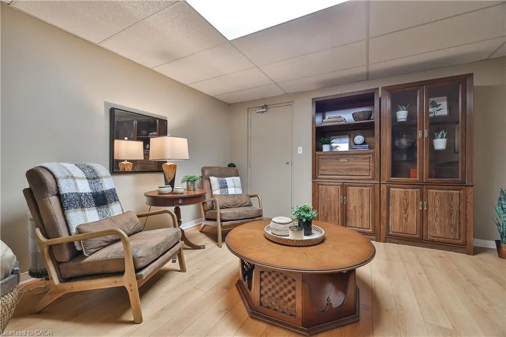 895 Maple Avenue, #132