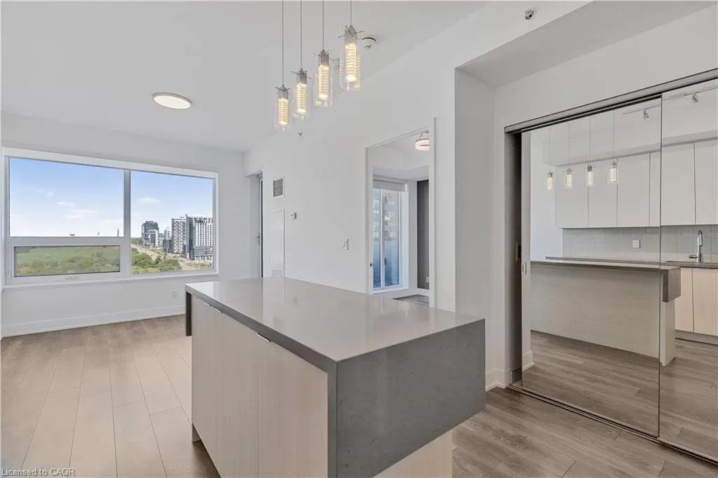 297 Oak Walk Drive, #906