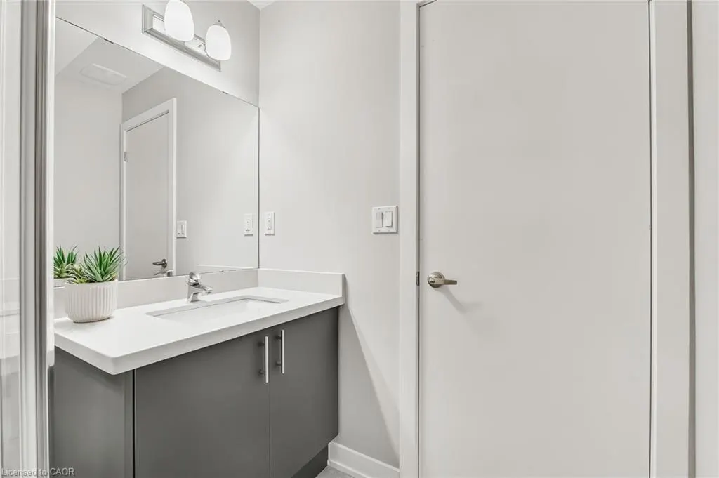 527 Shaver Road, #7