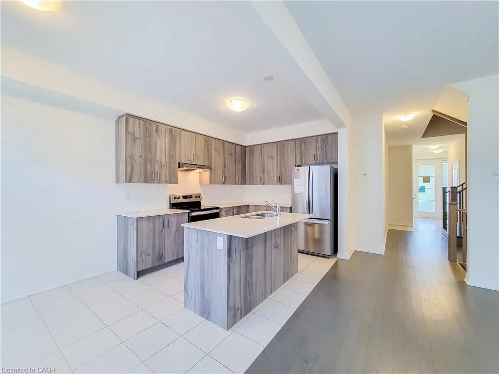 10 Freedom Crescent, #4