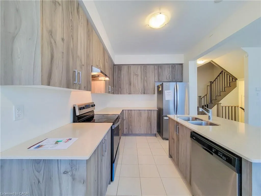 10 Freedom Crescent, #4