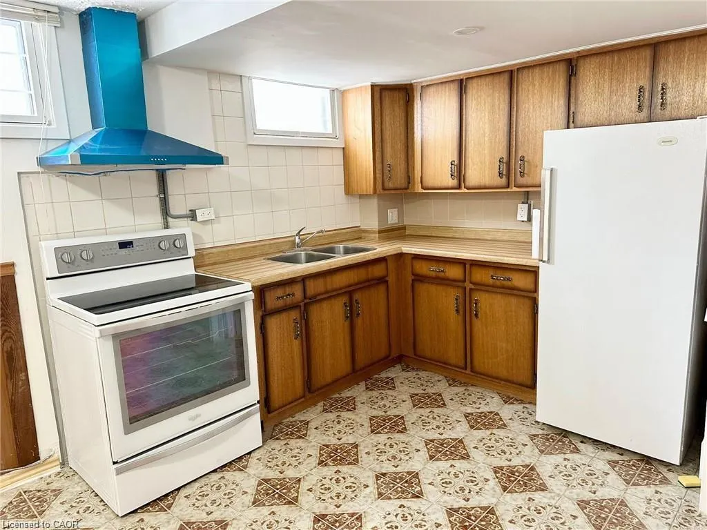 25 Ruskview Road