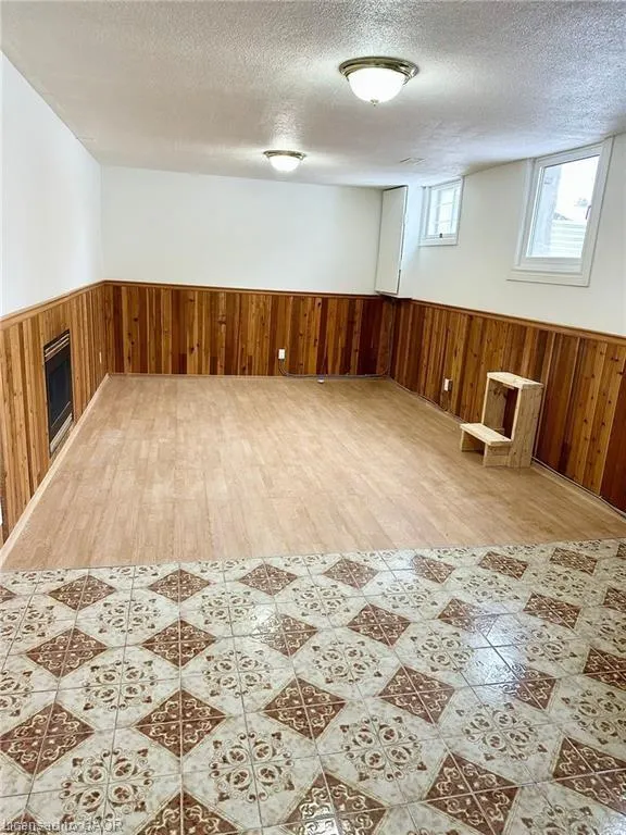 25 Ruskview Road
