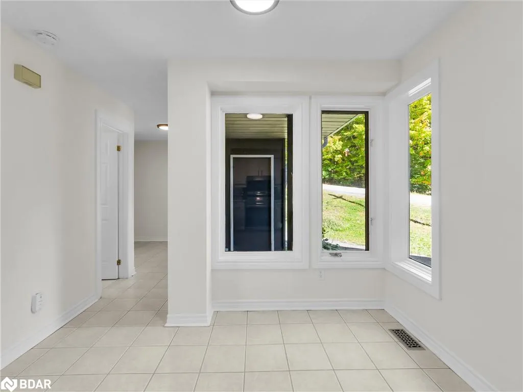 1581 Hidden Valley Road, #16