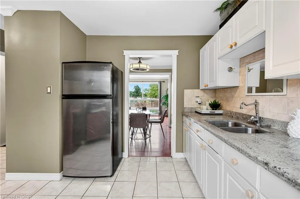 75 Berkindale Drive, #95