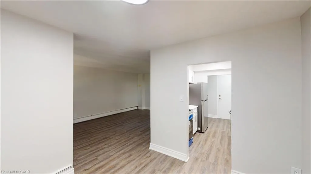 3189 King Street E, #305