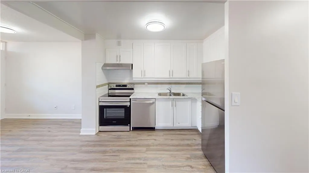 221 Queen Street S, #1501