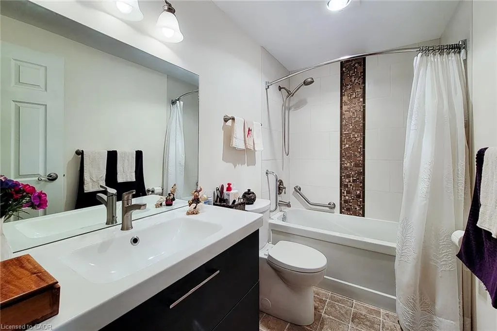 1115 Paramount Drive, #88