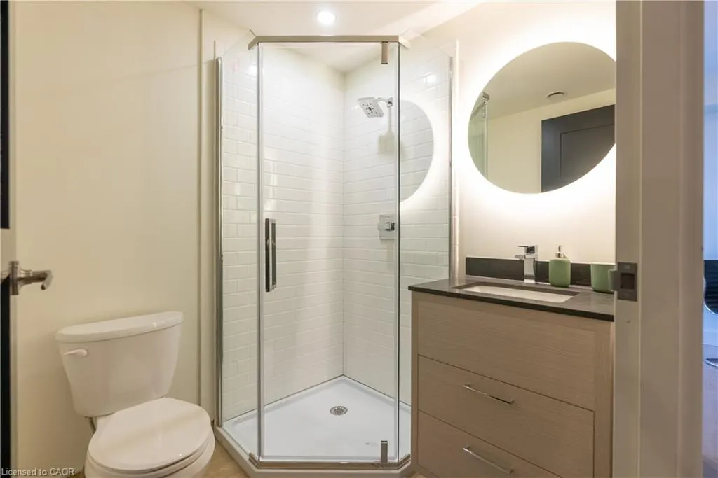 145 Columbia Street W, #1027