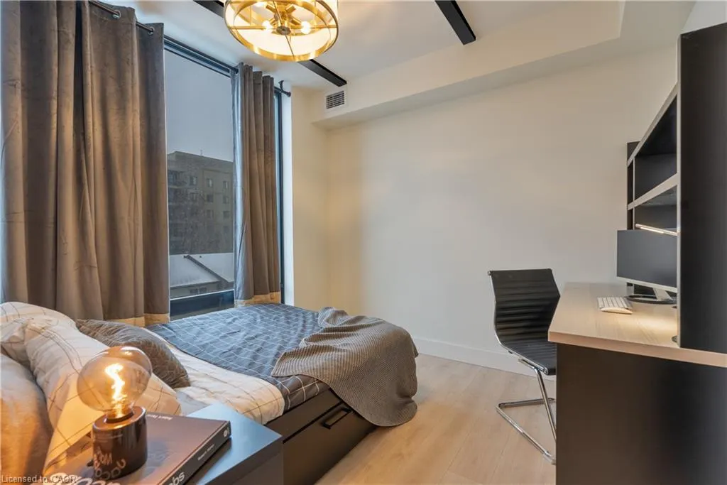 145 Columbia Street W, #1027