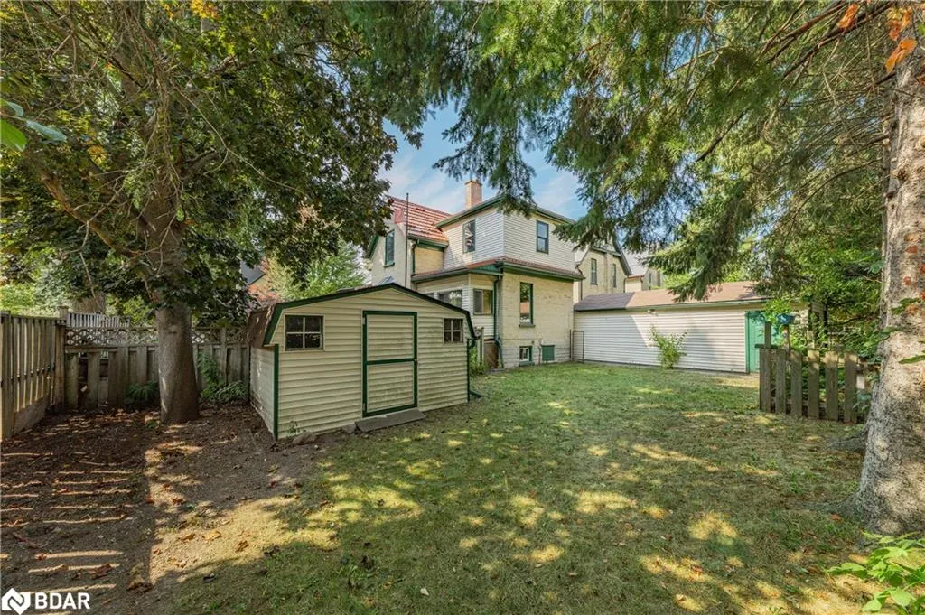 6 Theresa Street
