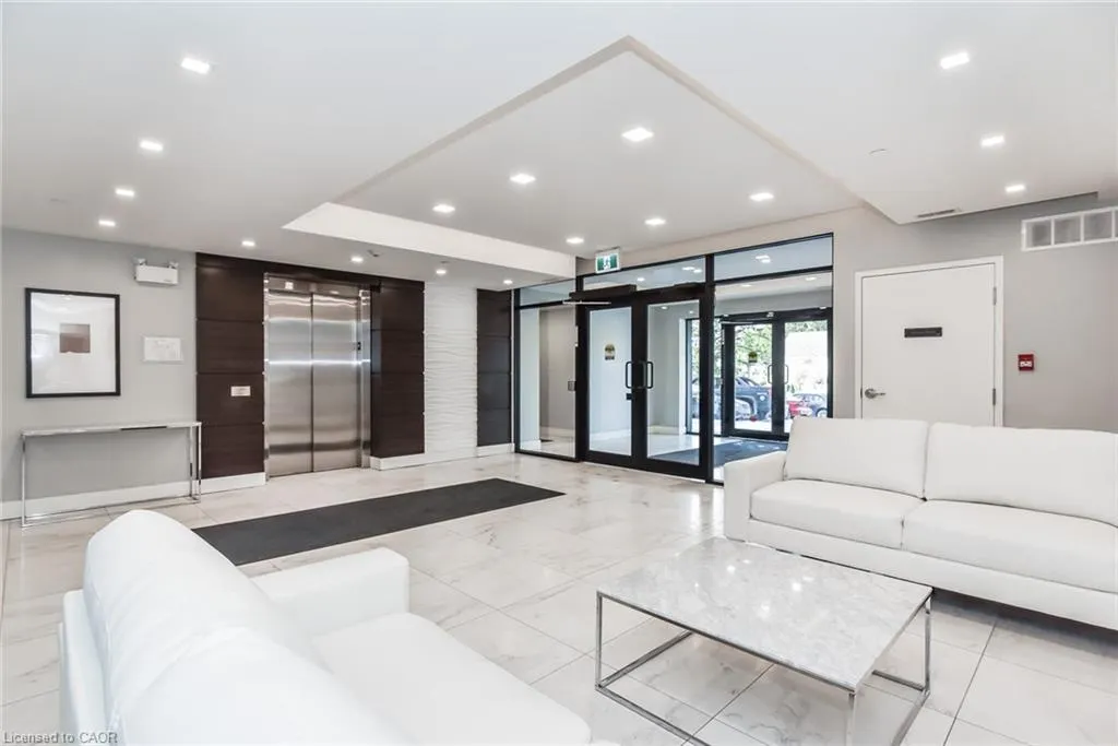 1280 Gordon Street, #210