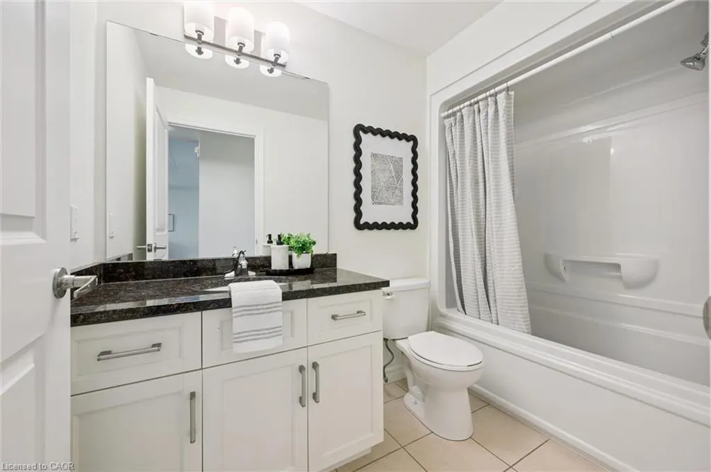 1280 Gordon Street, #210